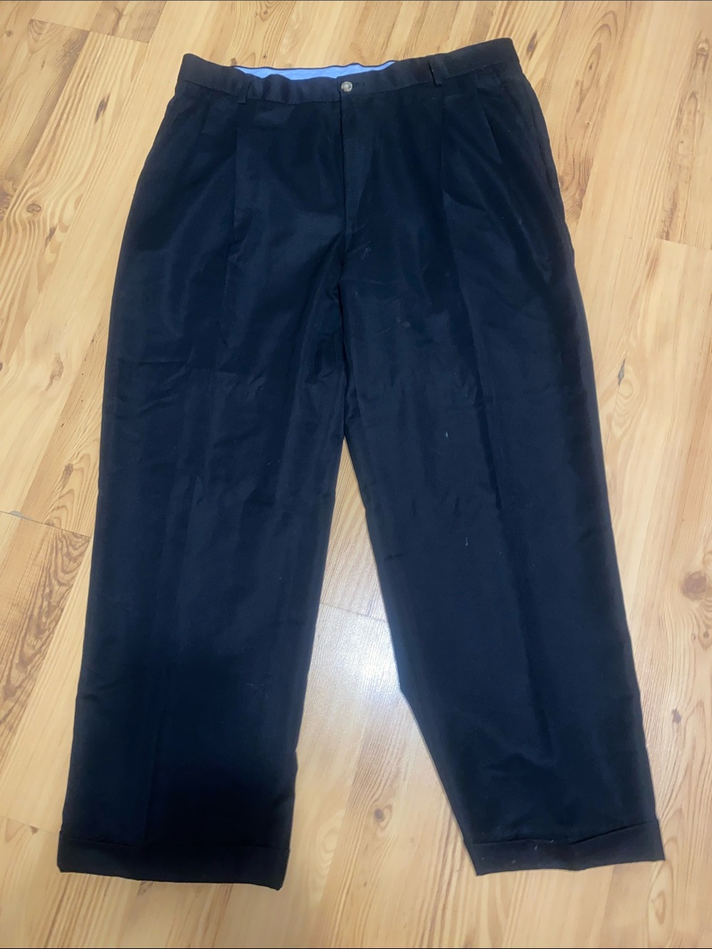 Turnbury Classic Men's Black Dress Pants - Tailored Pleat Front